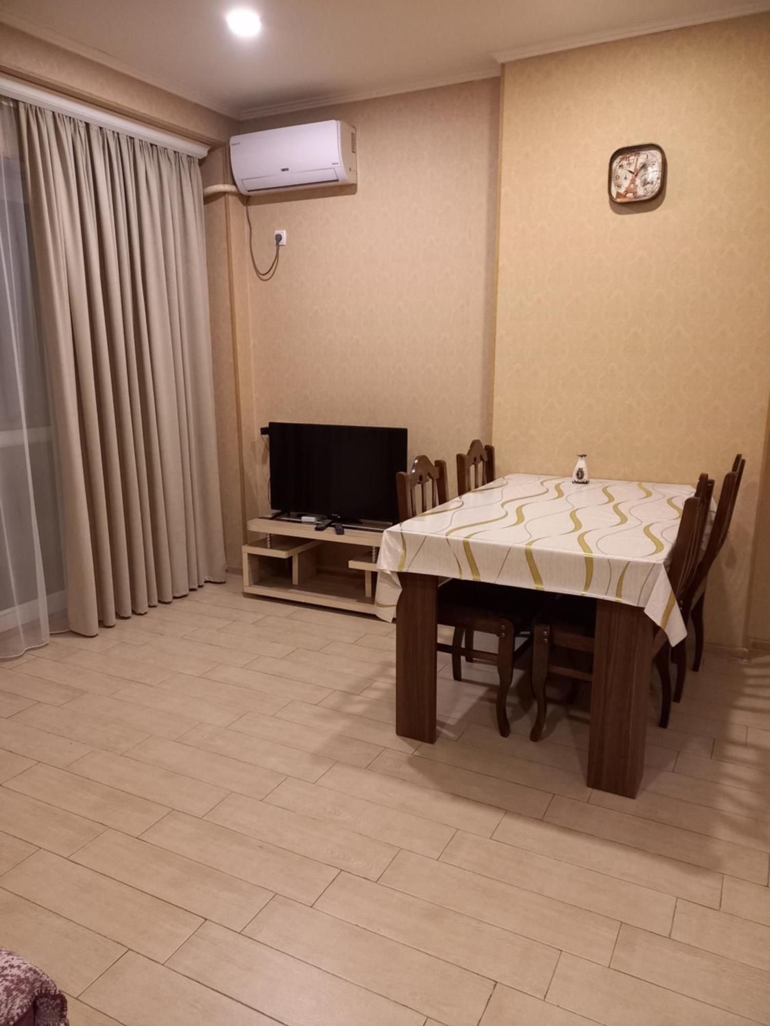 Grigol'S Apartament Тбілісі Екстер'єр фото